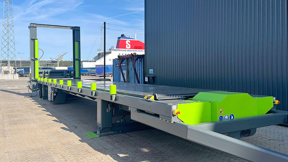 The container loader at Stockholm Norvik Port